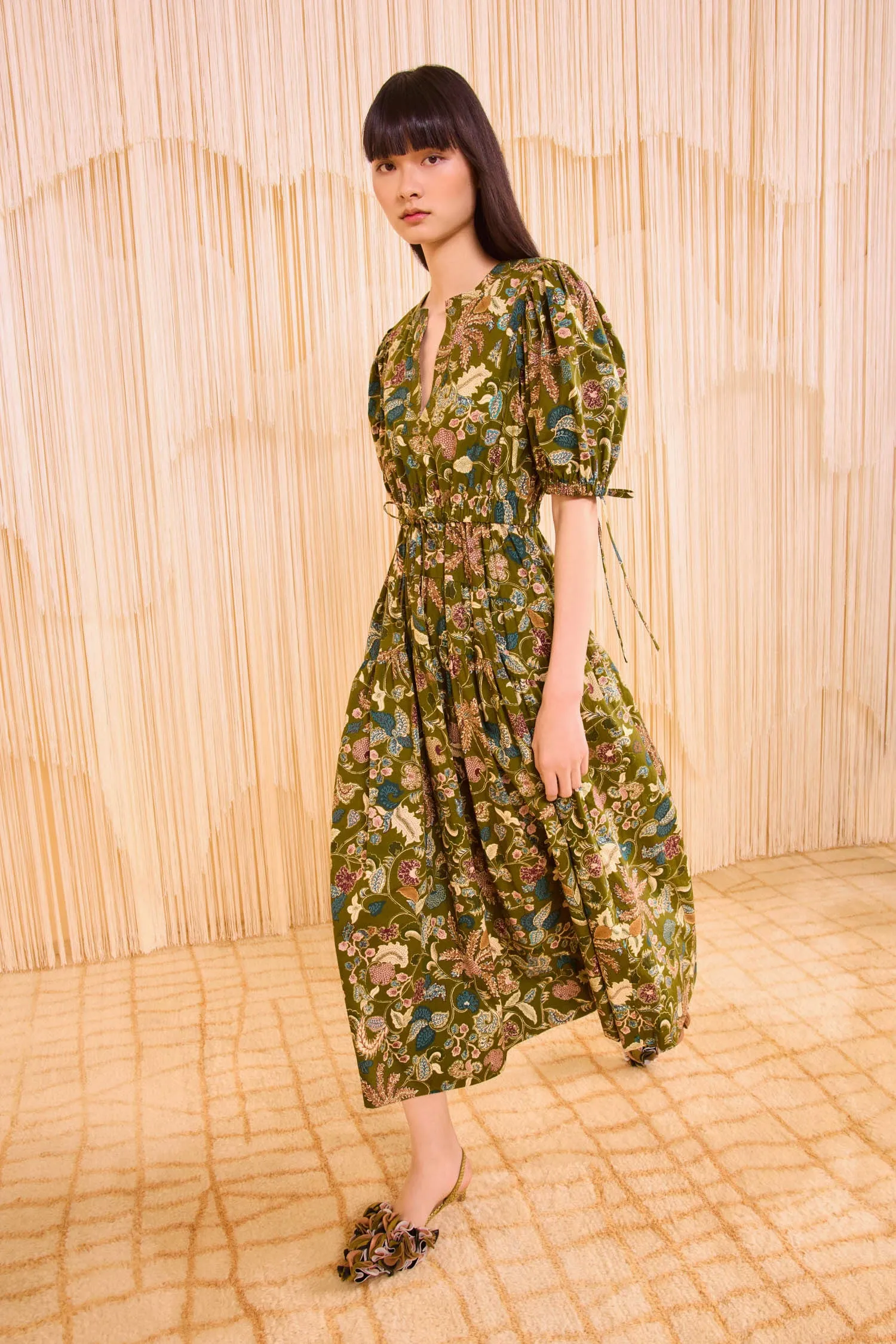 Adriana Short Sleeve Midi Dress - Lichen form hugging
