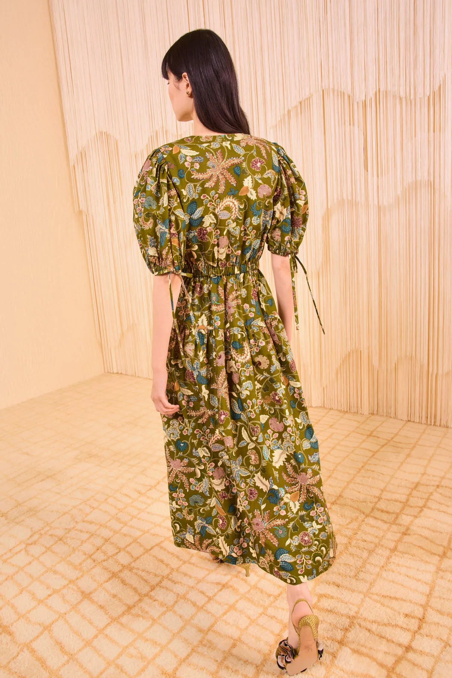 Adriana Short Sleeve Midi Dress - Lichen form hugging