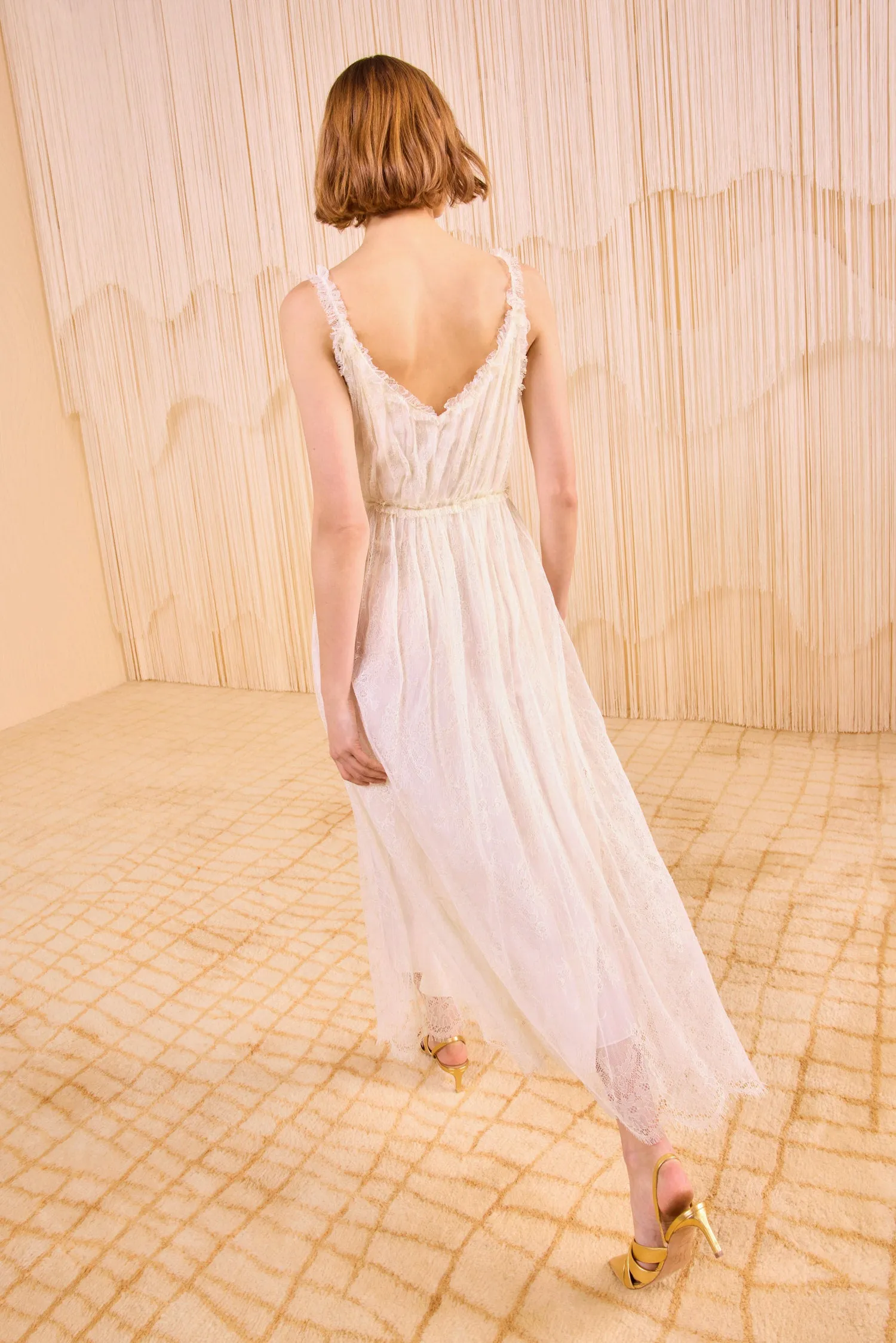 Alyse V&ndash;Neck Midi Dress - Pearl social charm