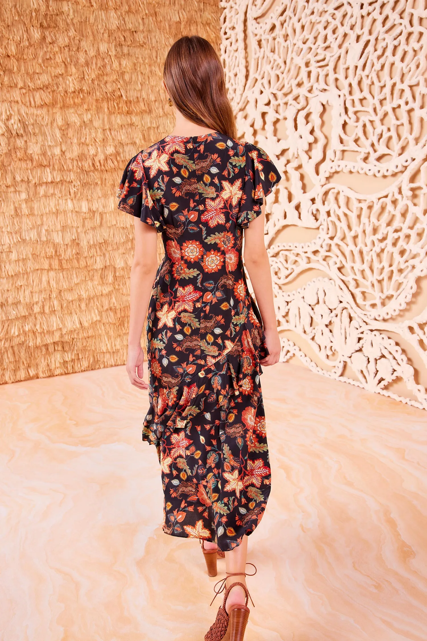 Amaia Dress - Hellebore travel vibe