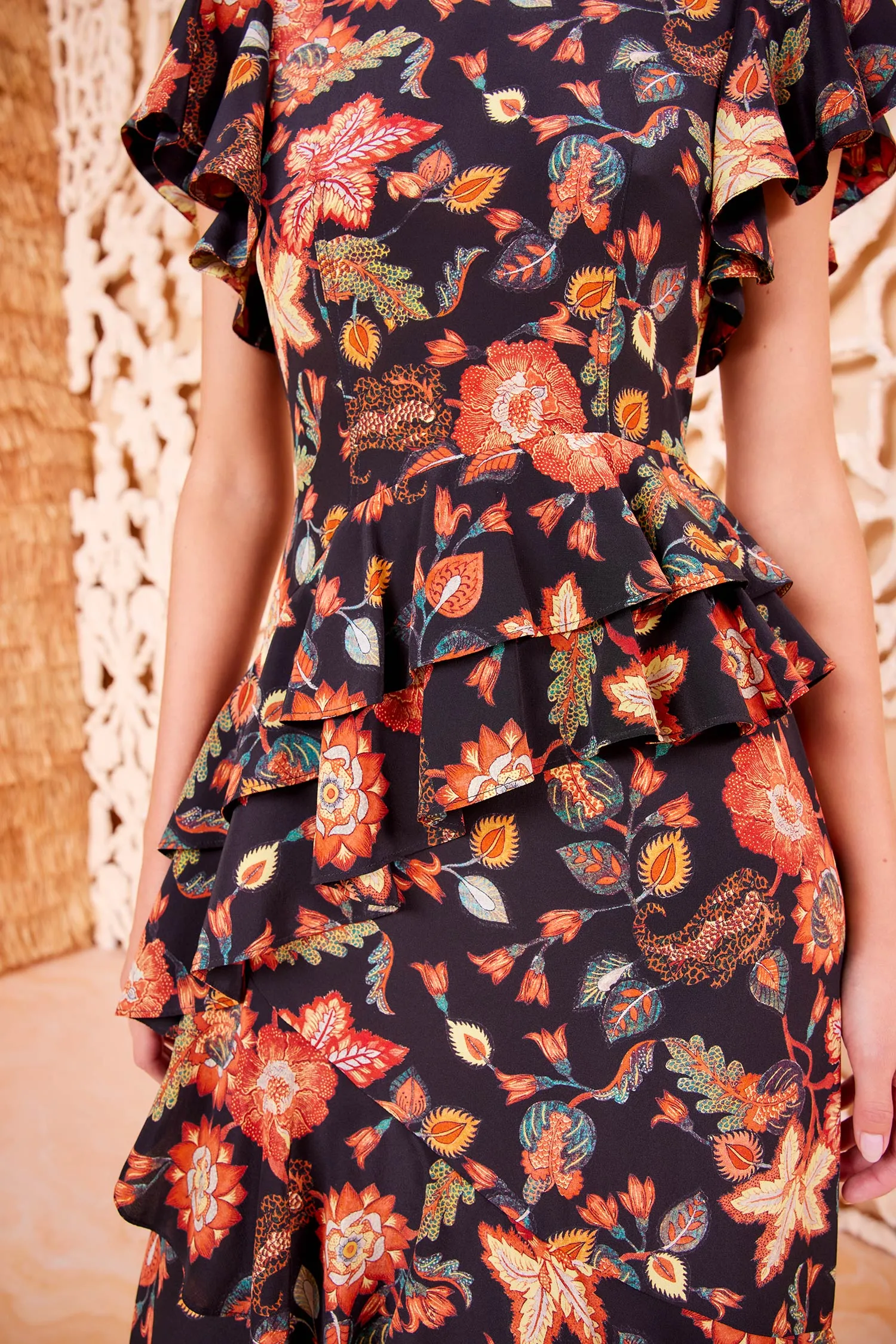 Amaia Dress - Hellebore travel vibe