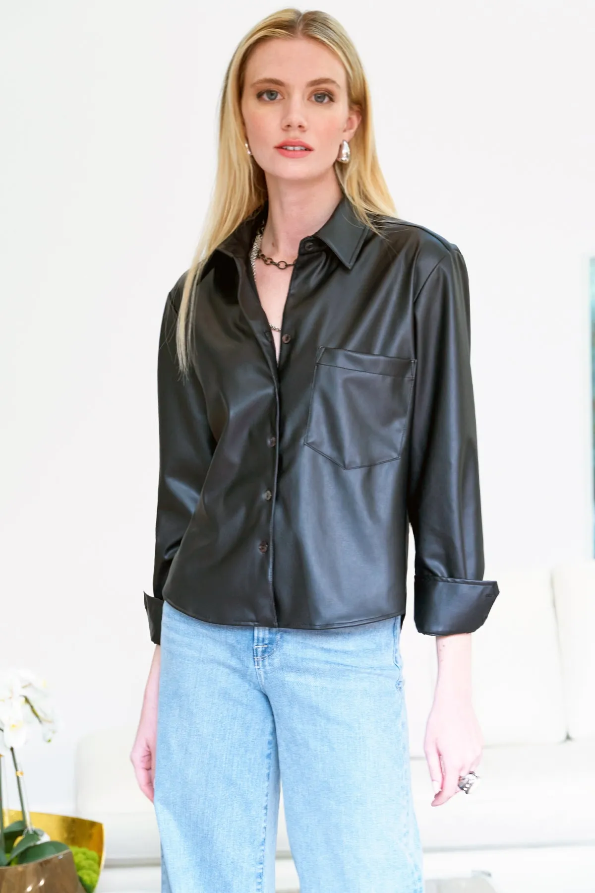 Andie Shirt/Jacket Cropped Black Vegan Leather calm weather