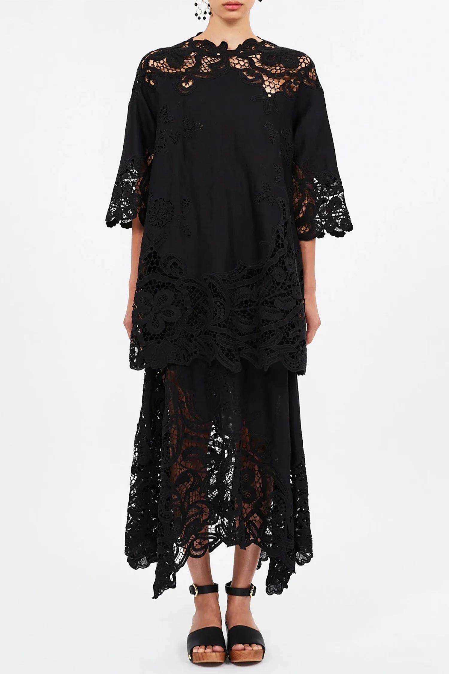 Brinna Top - Noir fitted edge