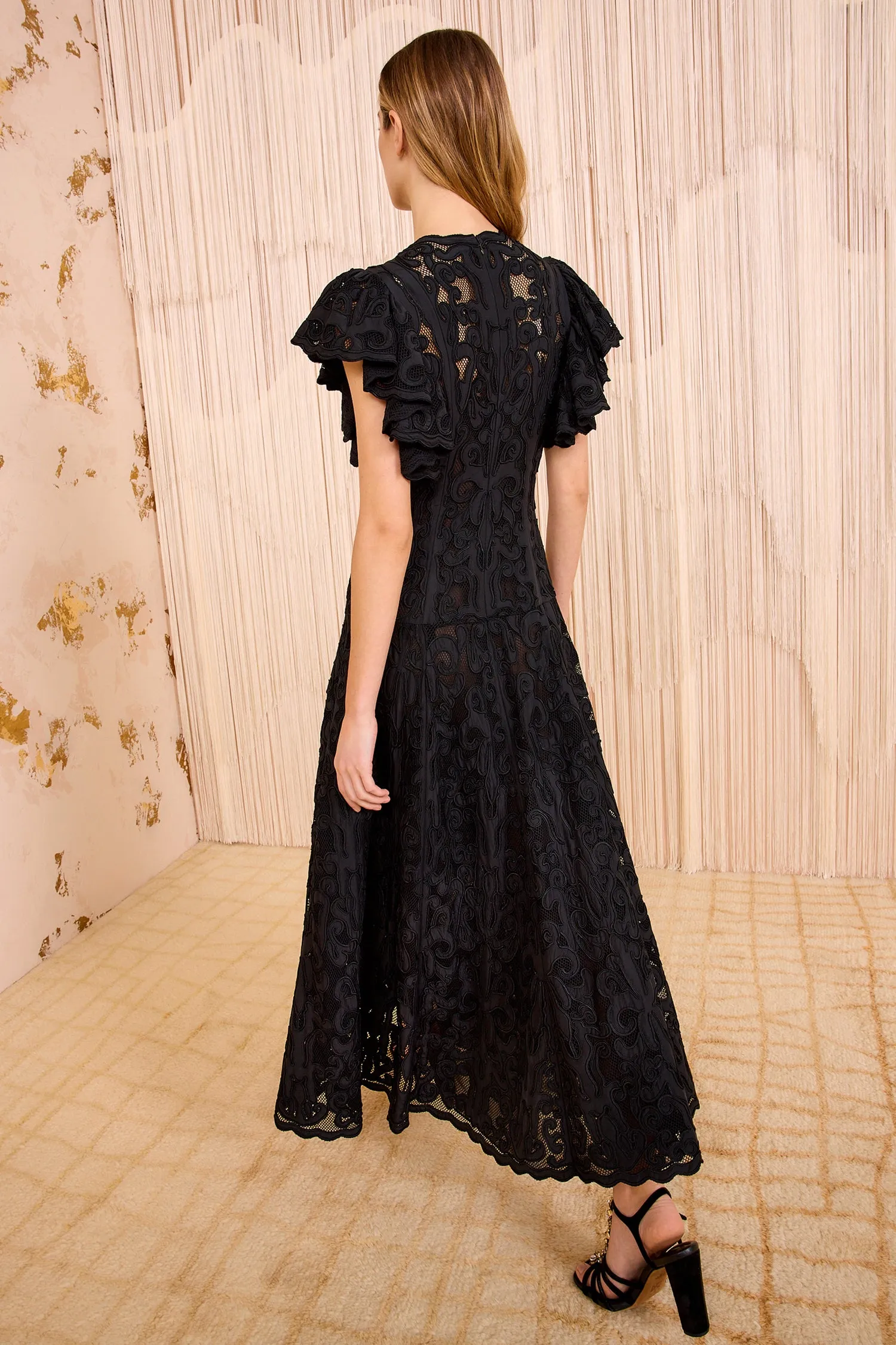 Cecile Applique Flutter Sleeve Long Dress - Noir guest glam