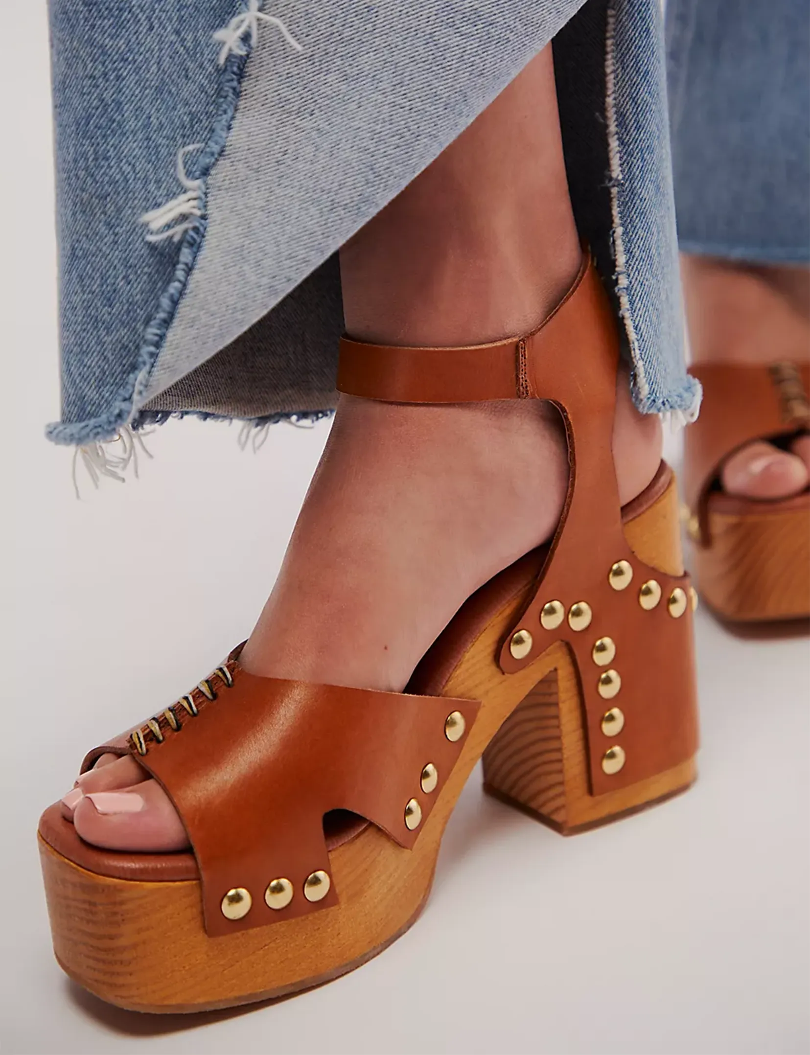 Cecily Clog, Luggage/Tan cut clean