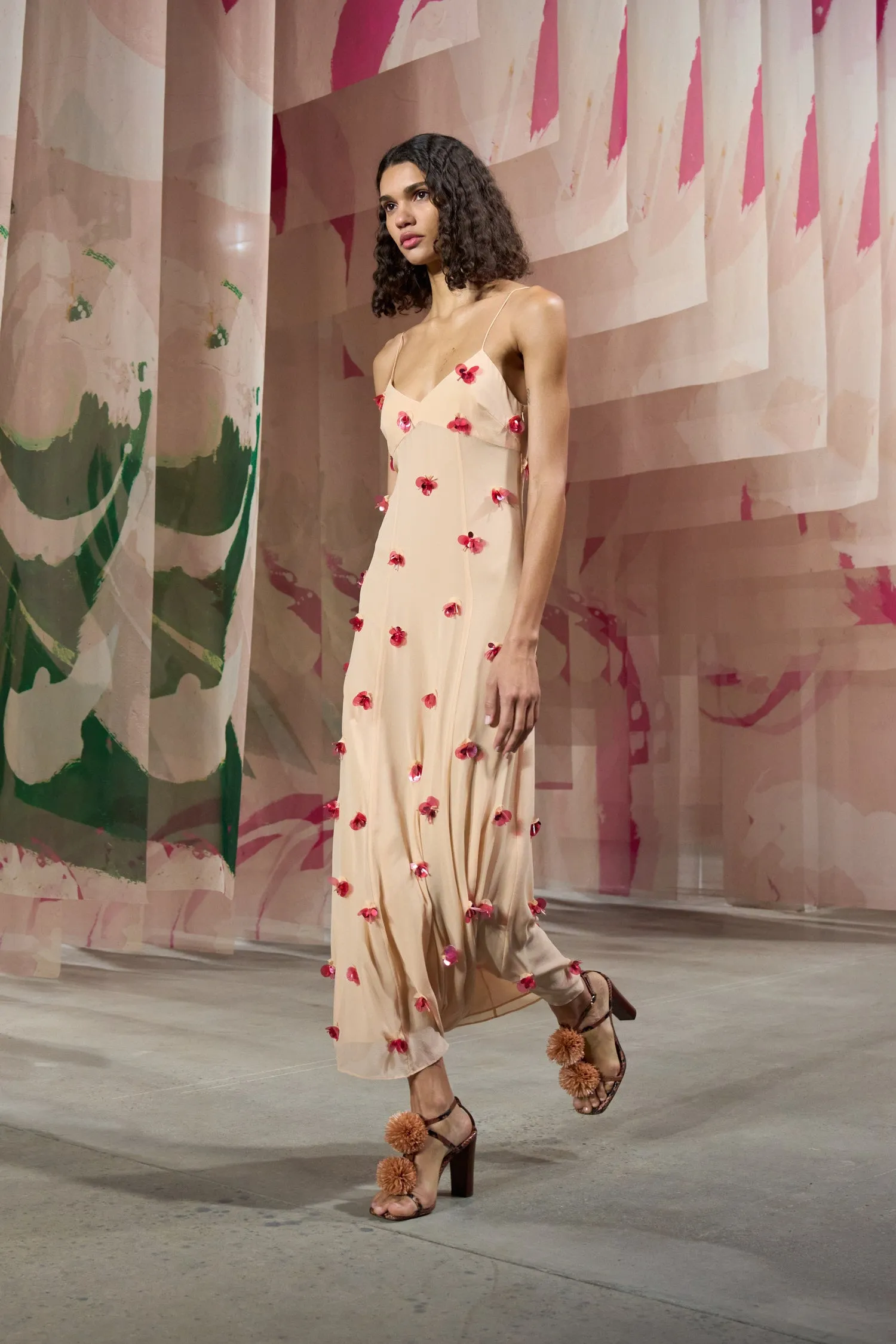 Eve Dress - Peony flow line