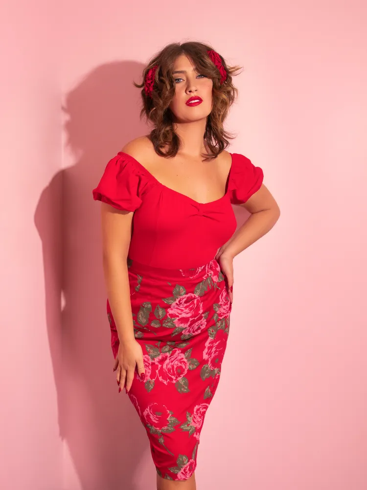FINAL SALE - Vixen Pencil Skirt in Vintage Red Rose Print - Vixen by Michelin Pitt family ease