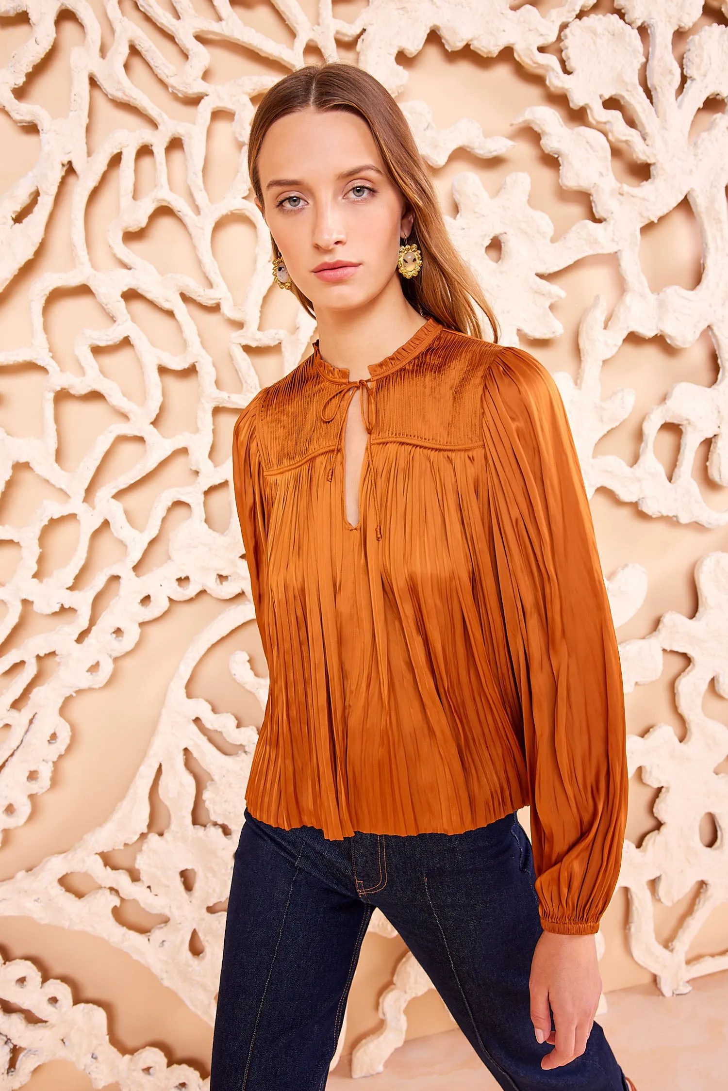 Freja Blouse - Amber form line