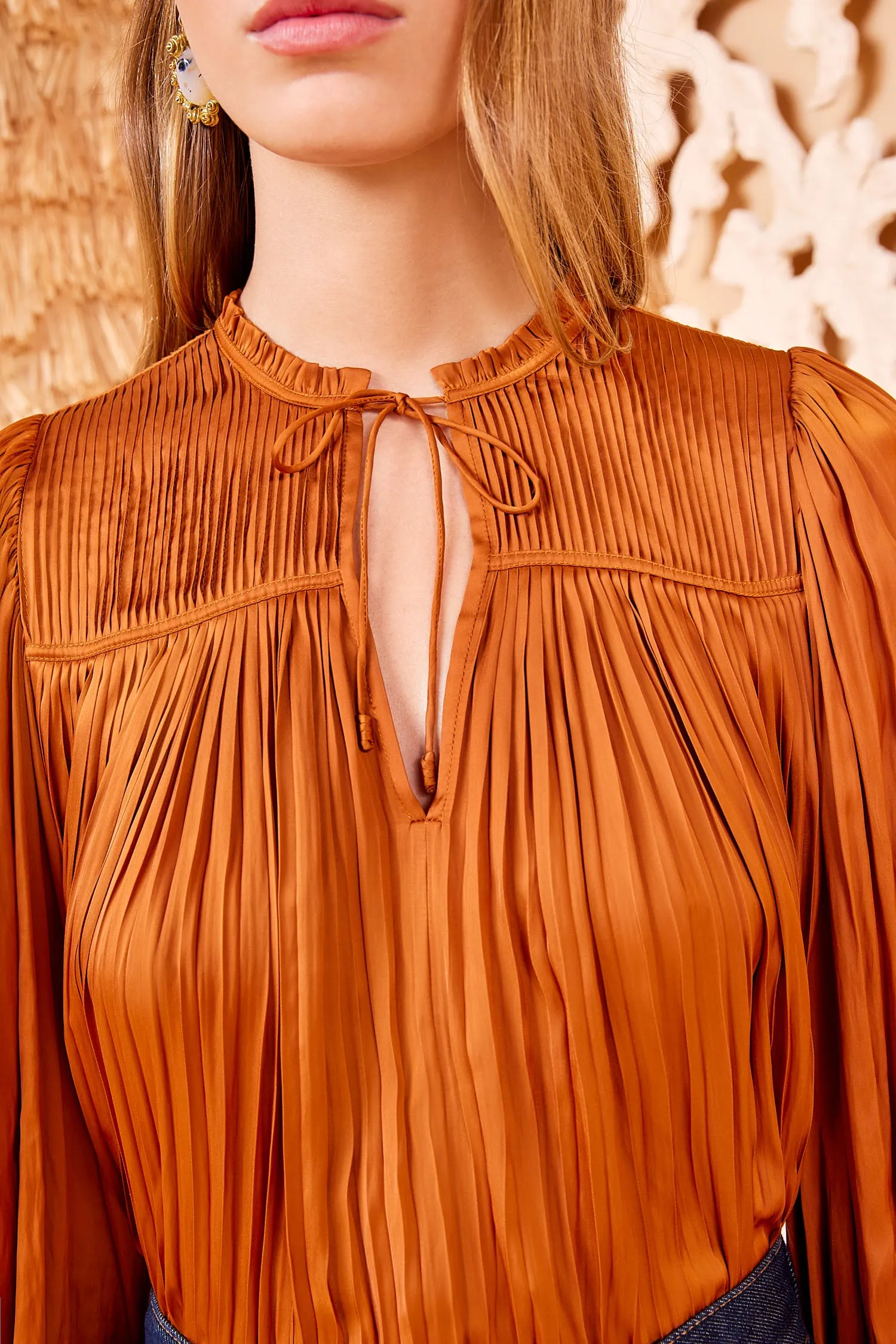 Freja Blouse - Amber form line