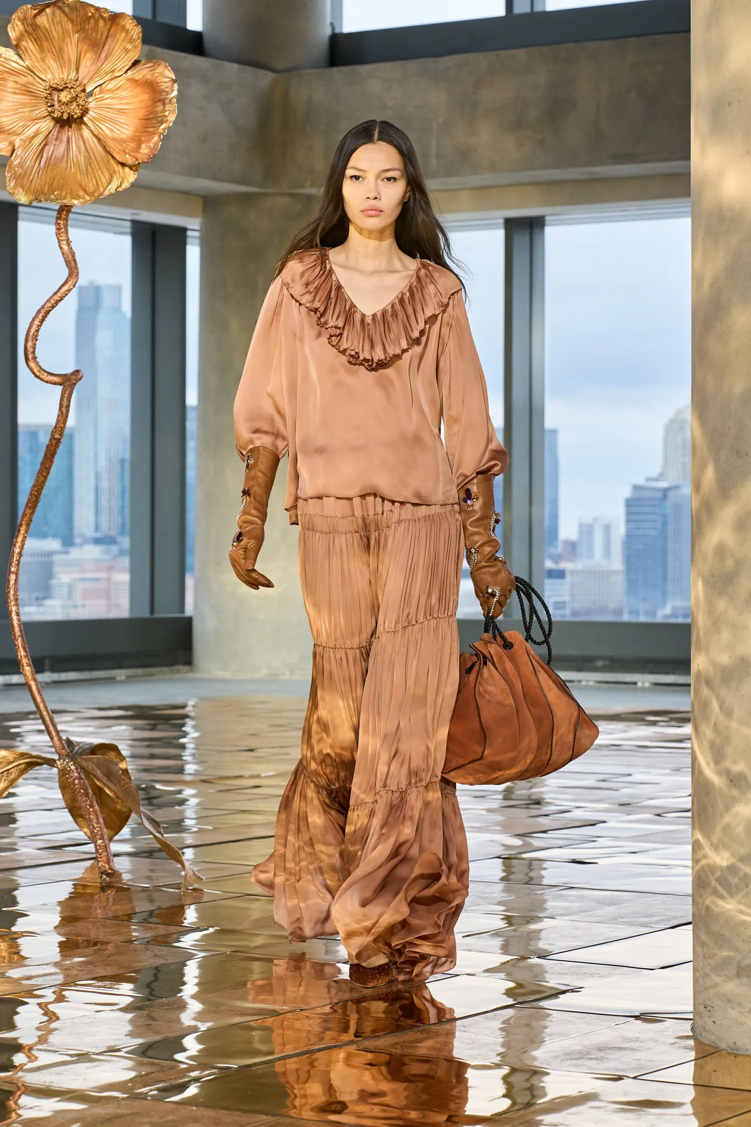Gaelle Silk High Waist Maxi Skirt - Desert Rose dramatic line