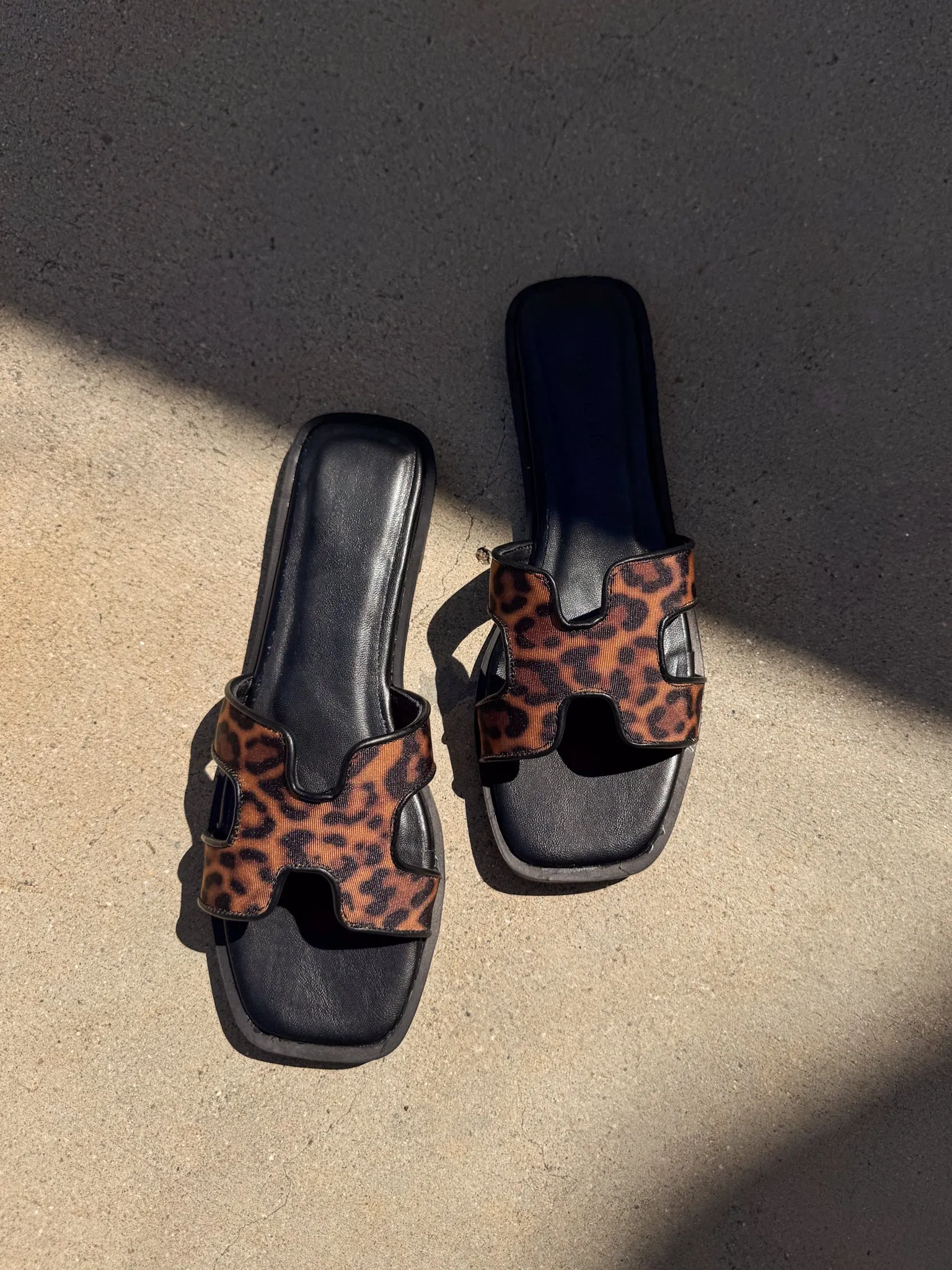 Gordy Sandal in Leopard wide feet