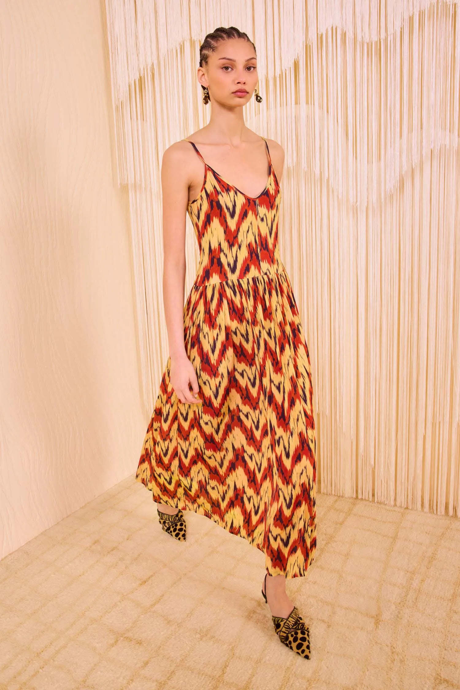Idalia Fitted Long Dress - Carnelian poetic mood