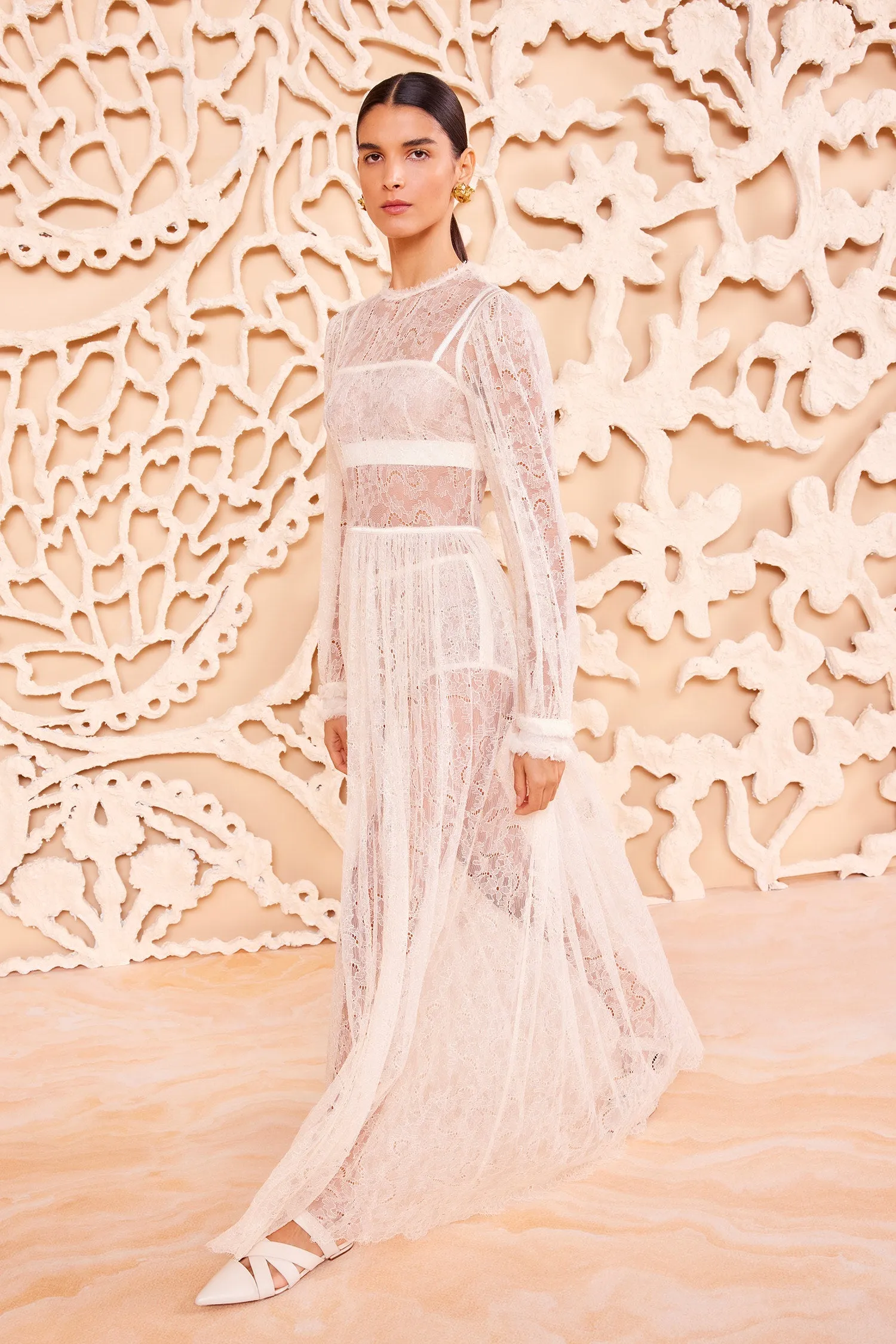Josephine Gown - Cowrie fit easy