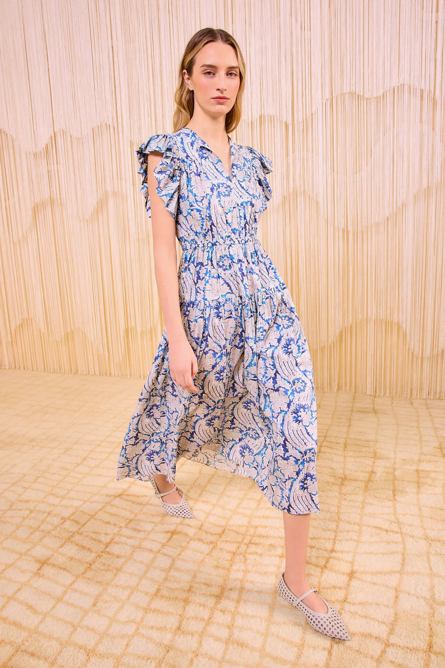 Kairi Flutter Sleeve Midi Dress - Ciel friend wedding