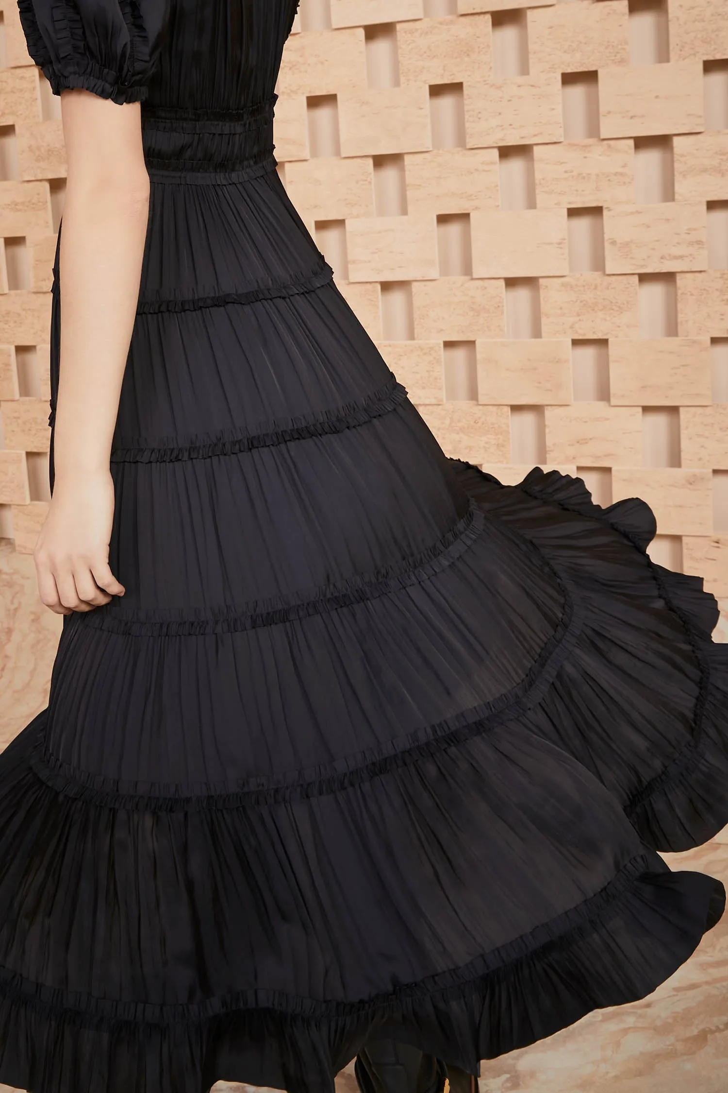 Olivia Dress - Noir form fit