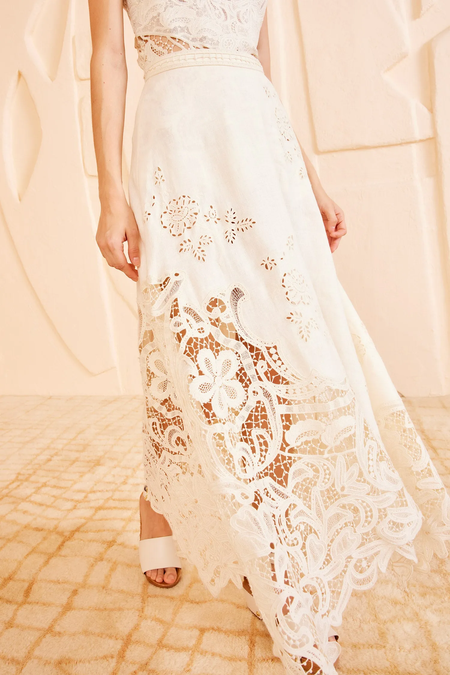 Rae Skirt - Pristine flats good