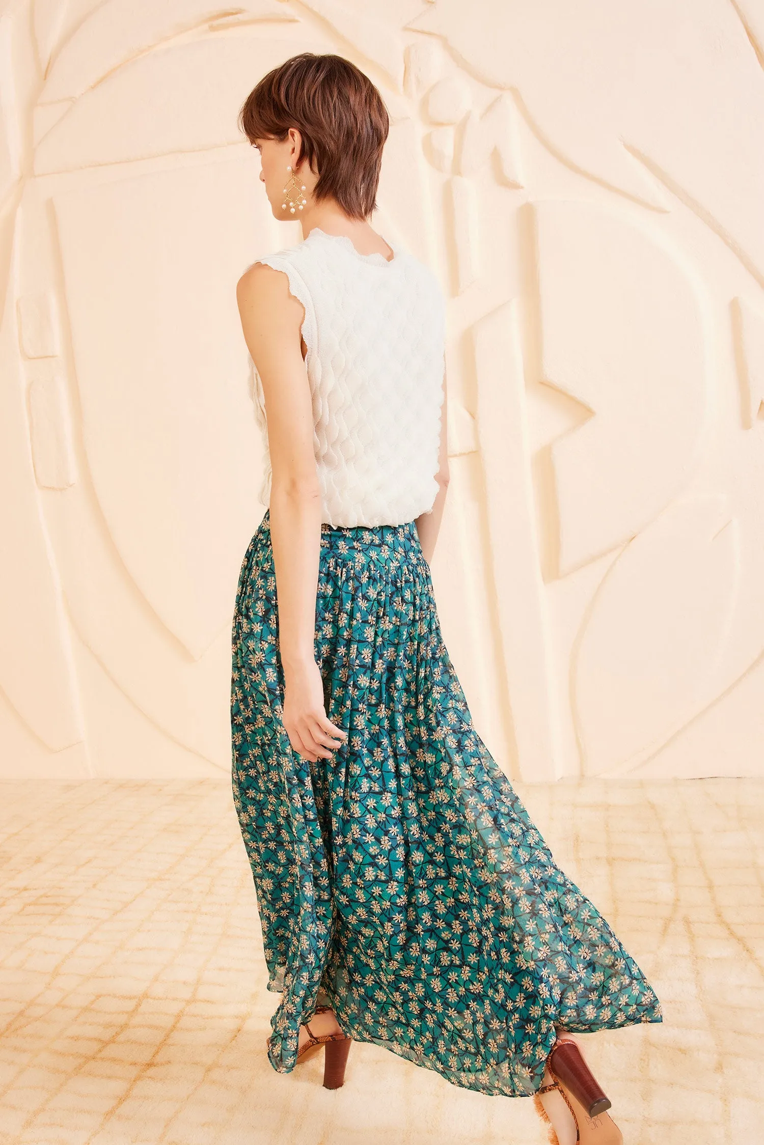 Reina Skirt - Clematis desk vibe