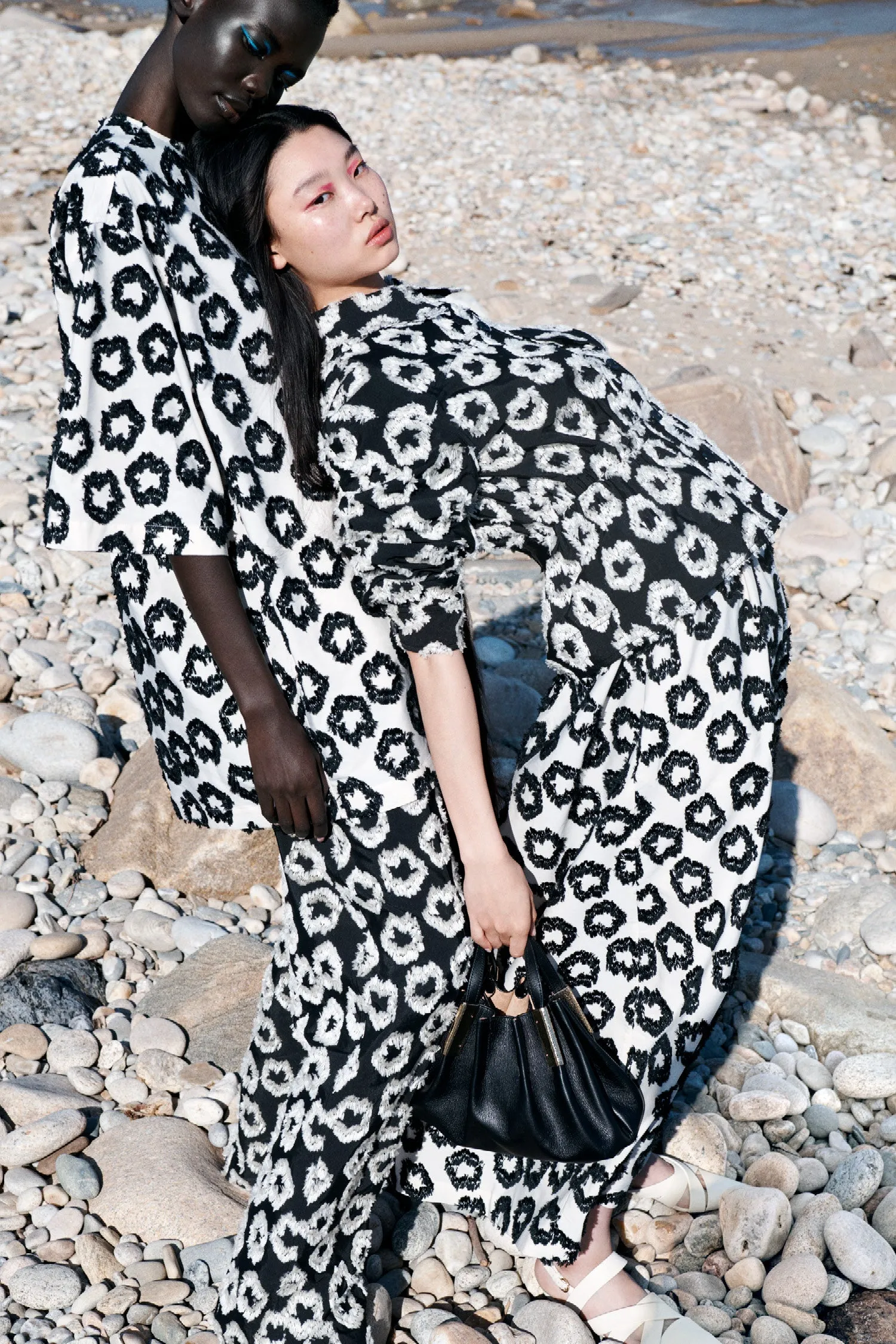 Remy Tunic - Lunar pure light