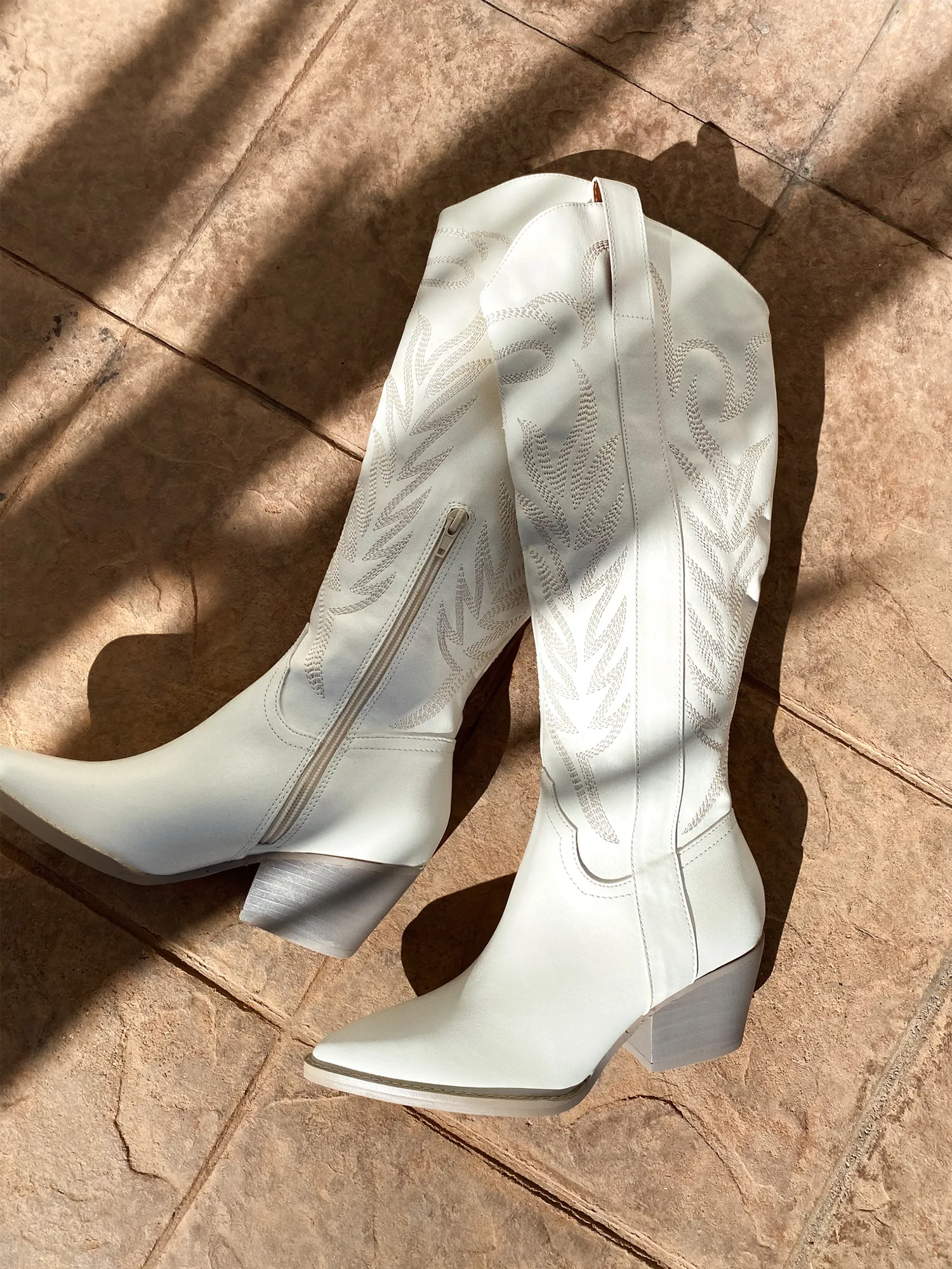 Samara Cowgirl Boot in White classic tone