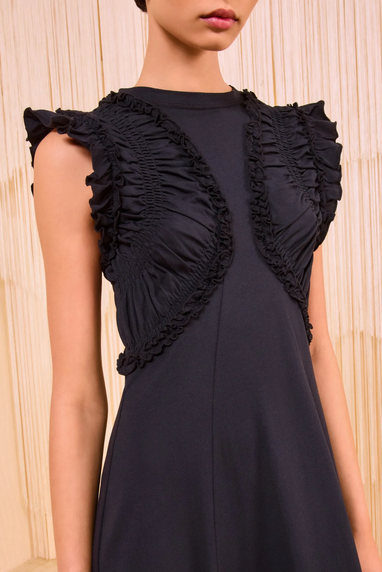 Shiva Sleeveless Ruffled Midi Dress - Noir poetic mood