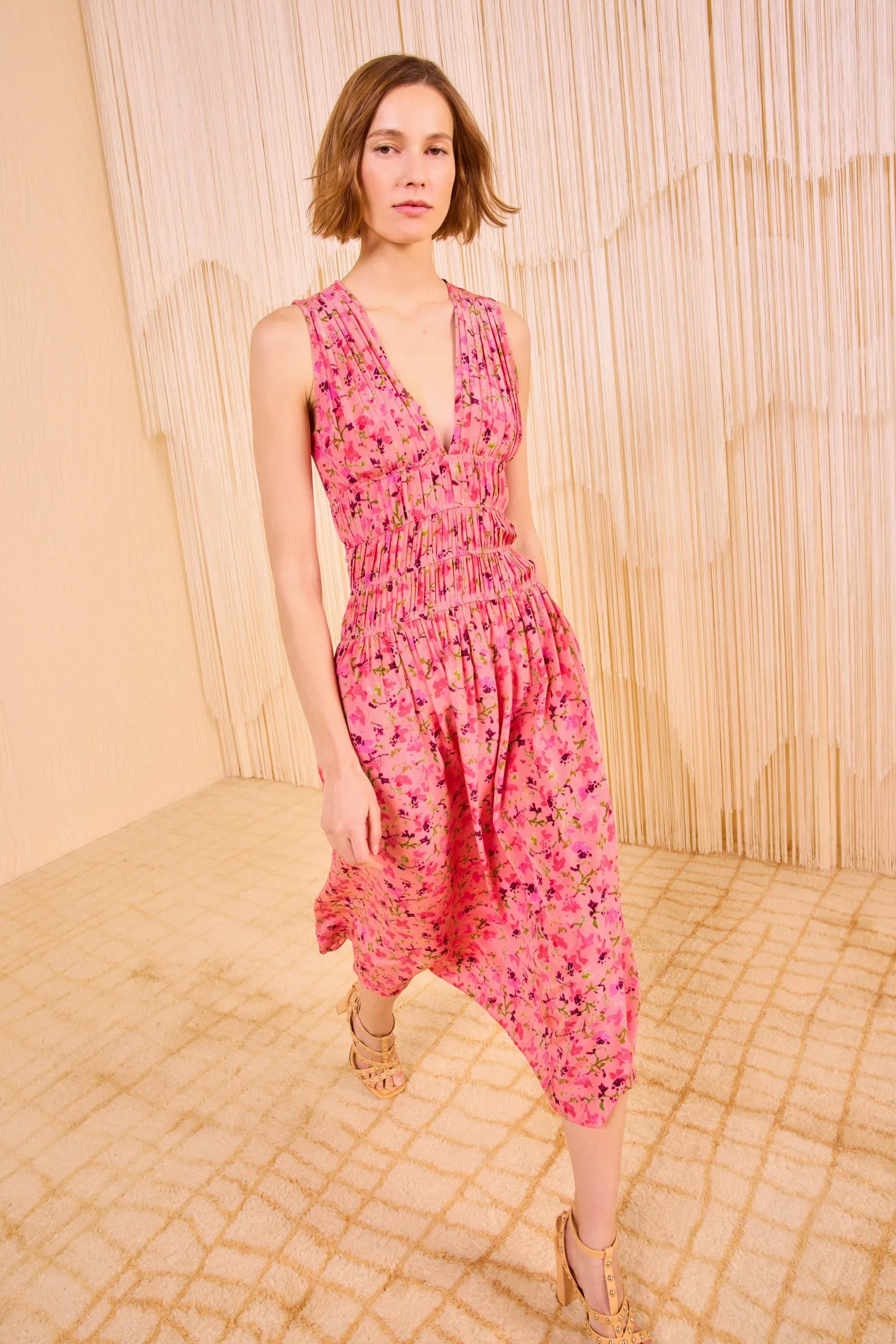 Sylvie Sleeveless V&ndash;Neck Midi Dress - Peony machine washable
