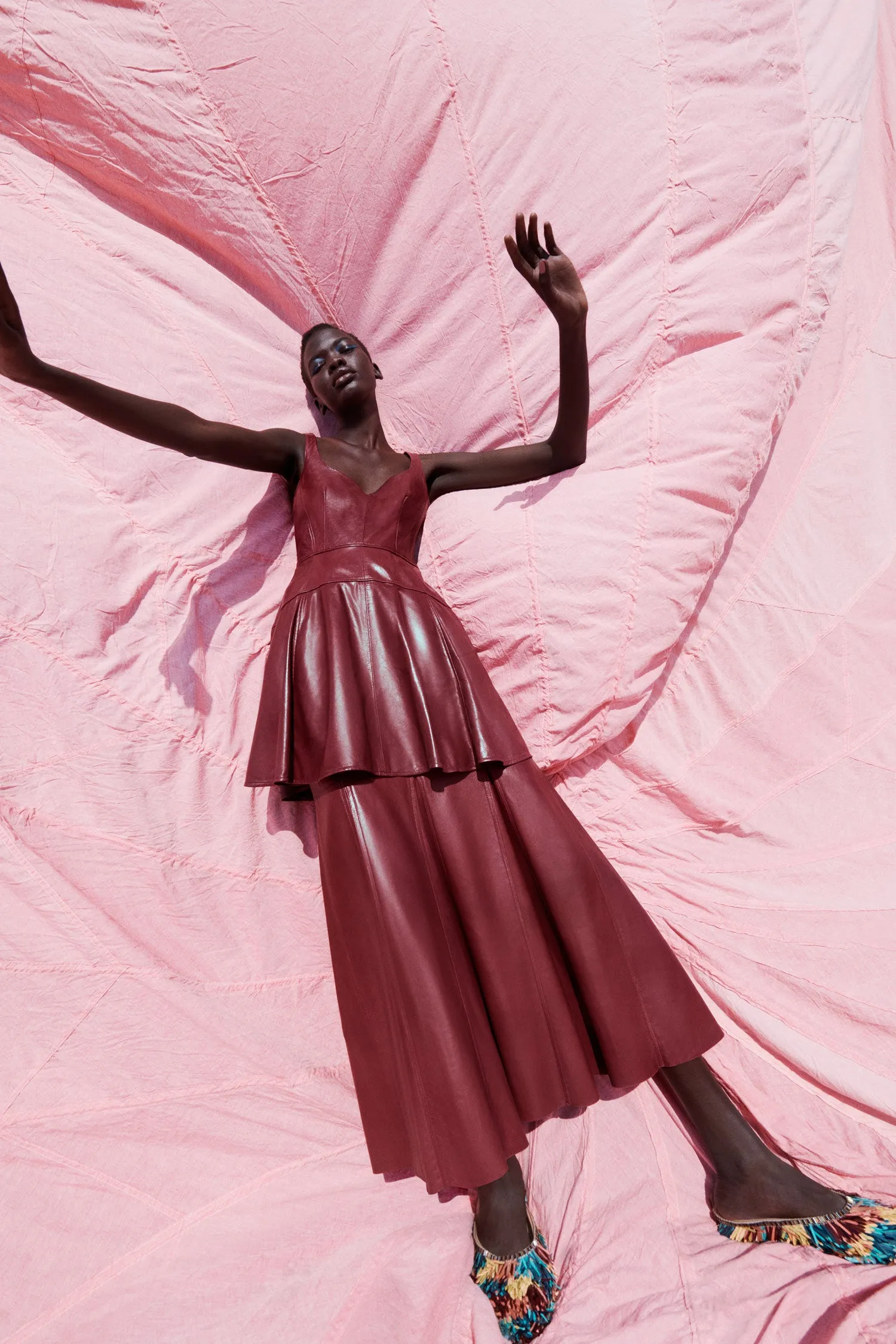 Thais Dress - Garnet bloom zone