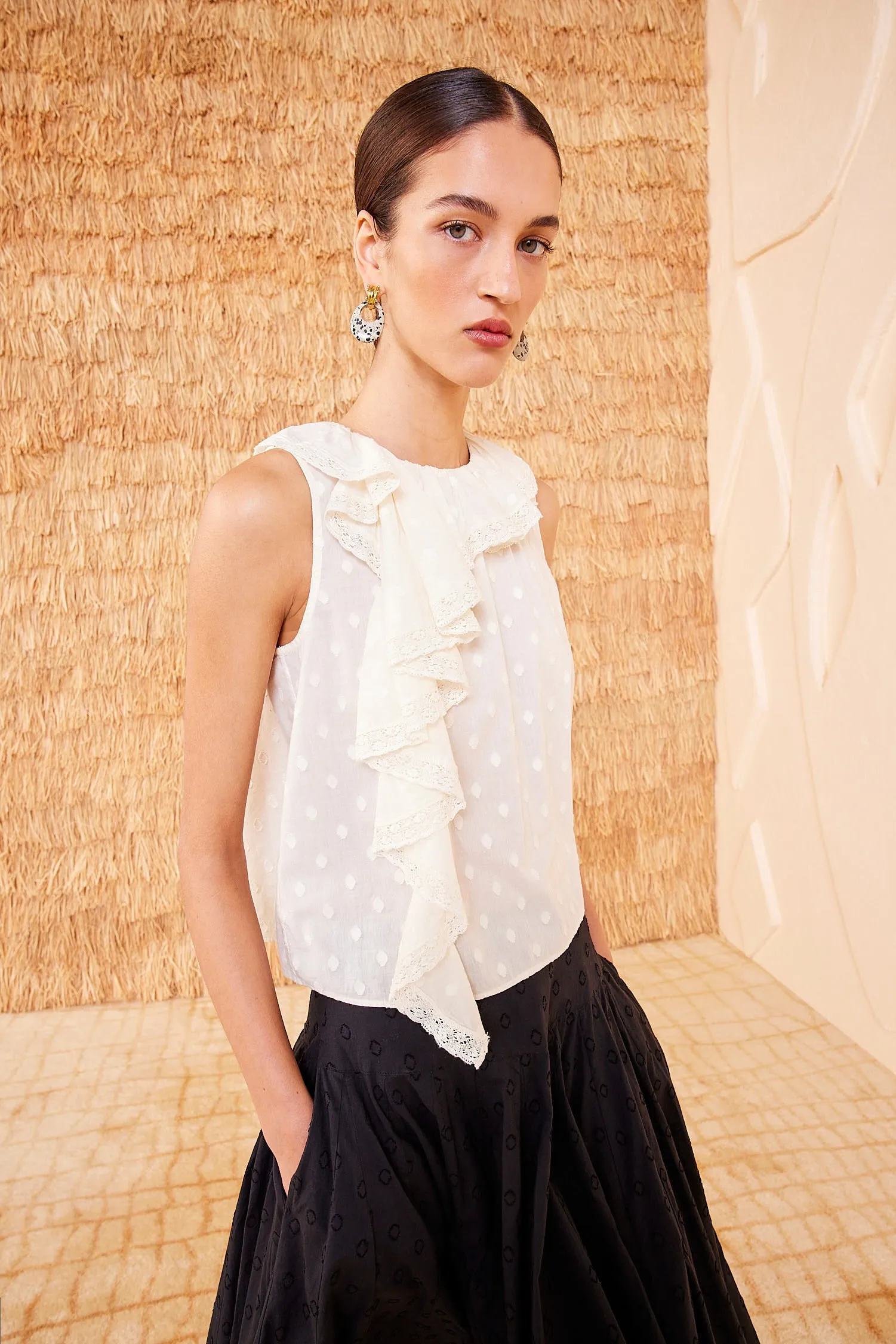 Thalia Top - Pristine fitted edge