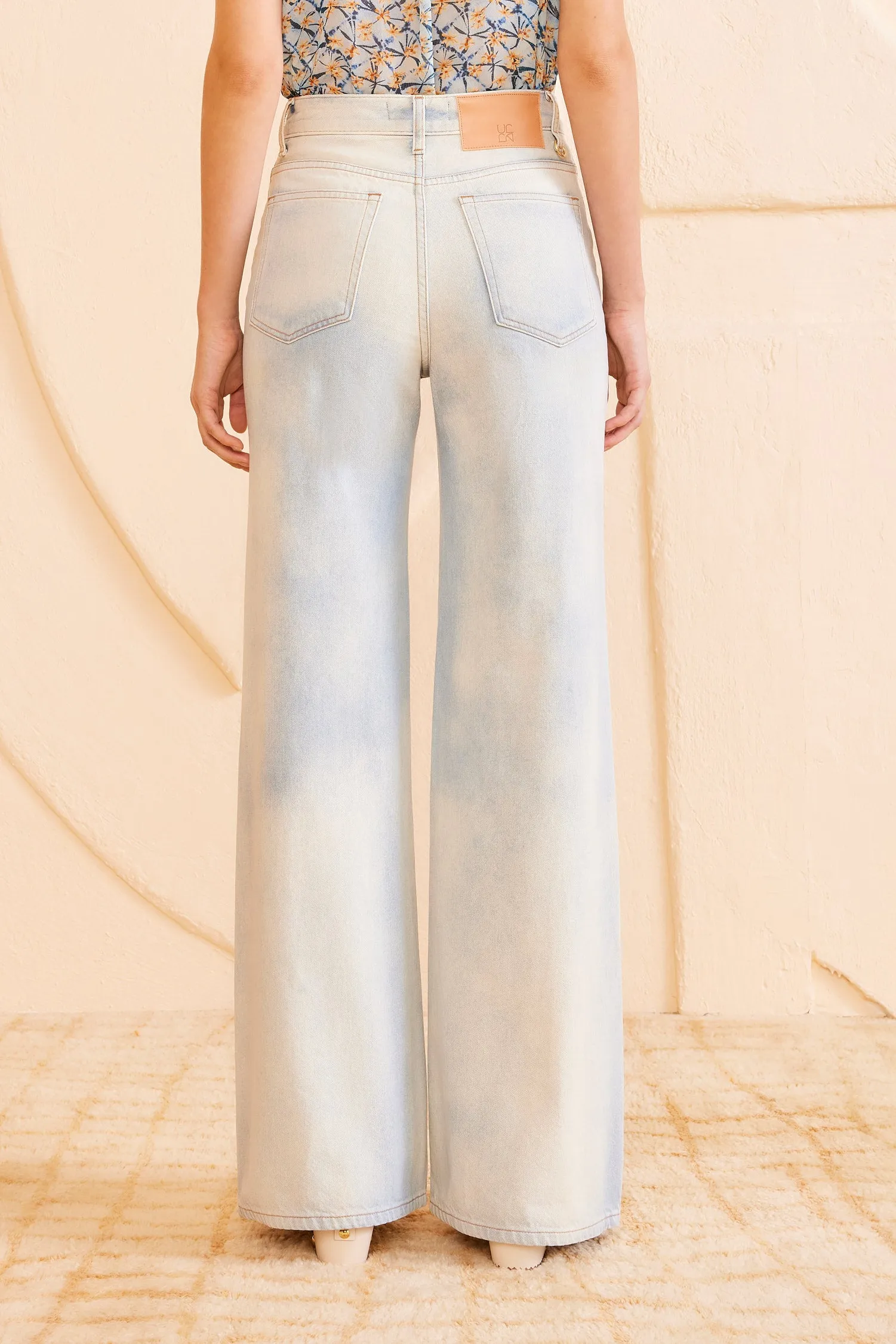 The Gwynne Jean - Cielo travel cool
