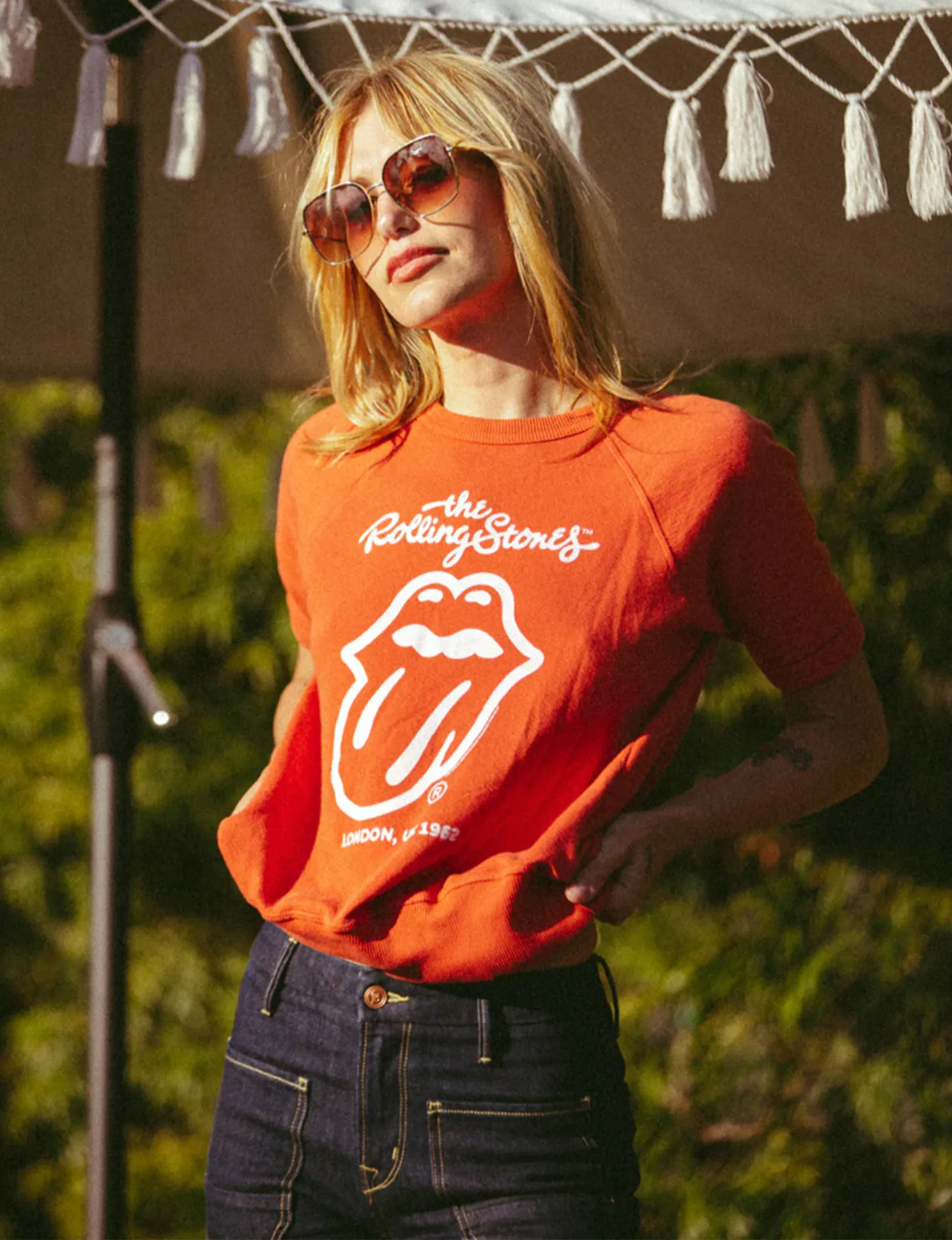 The Rolling Stones London Raglan Tee, Red lazy go
