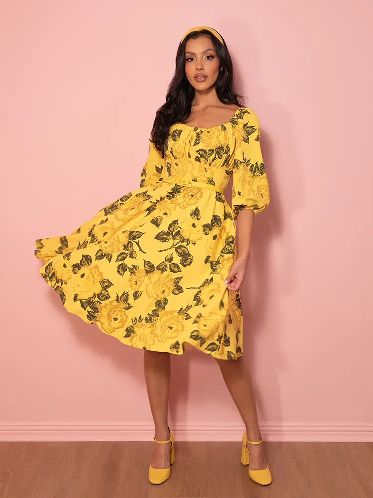 Vacation Dress in Vintage Yellow Roses - Vixen by Micheline Pitt soft armor