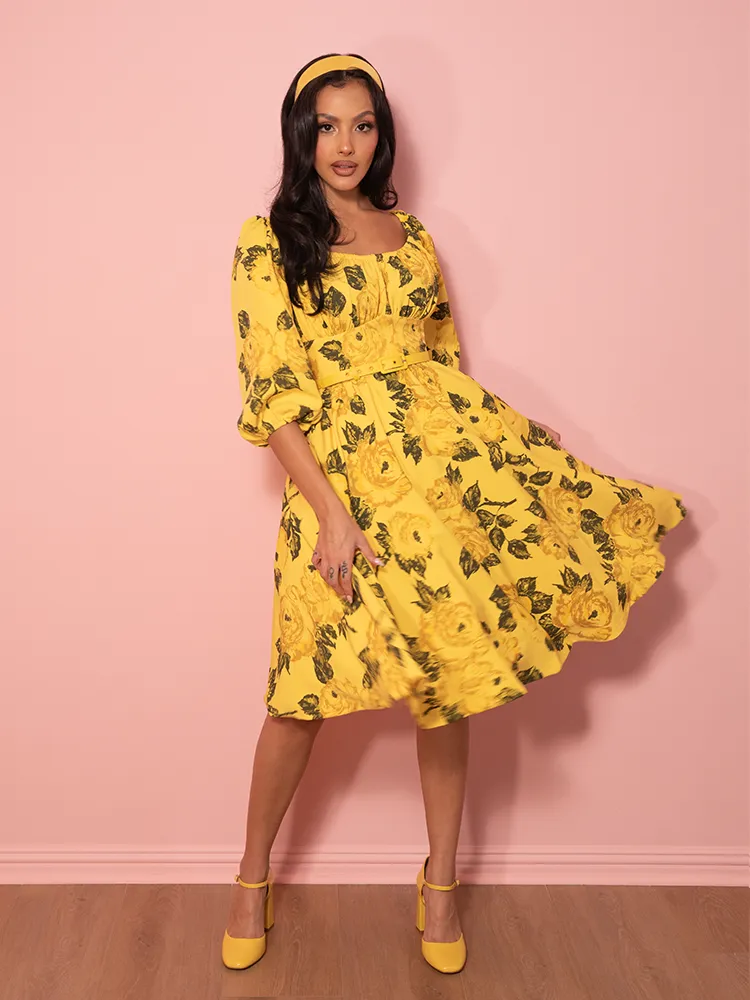 Vacation Dress in Vintage Yellow Roses - Vixen by Micheline Pitt soft armor