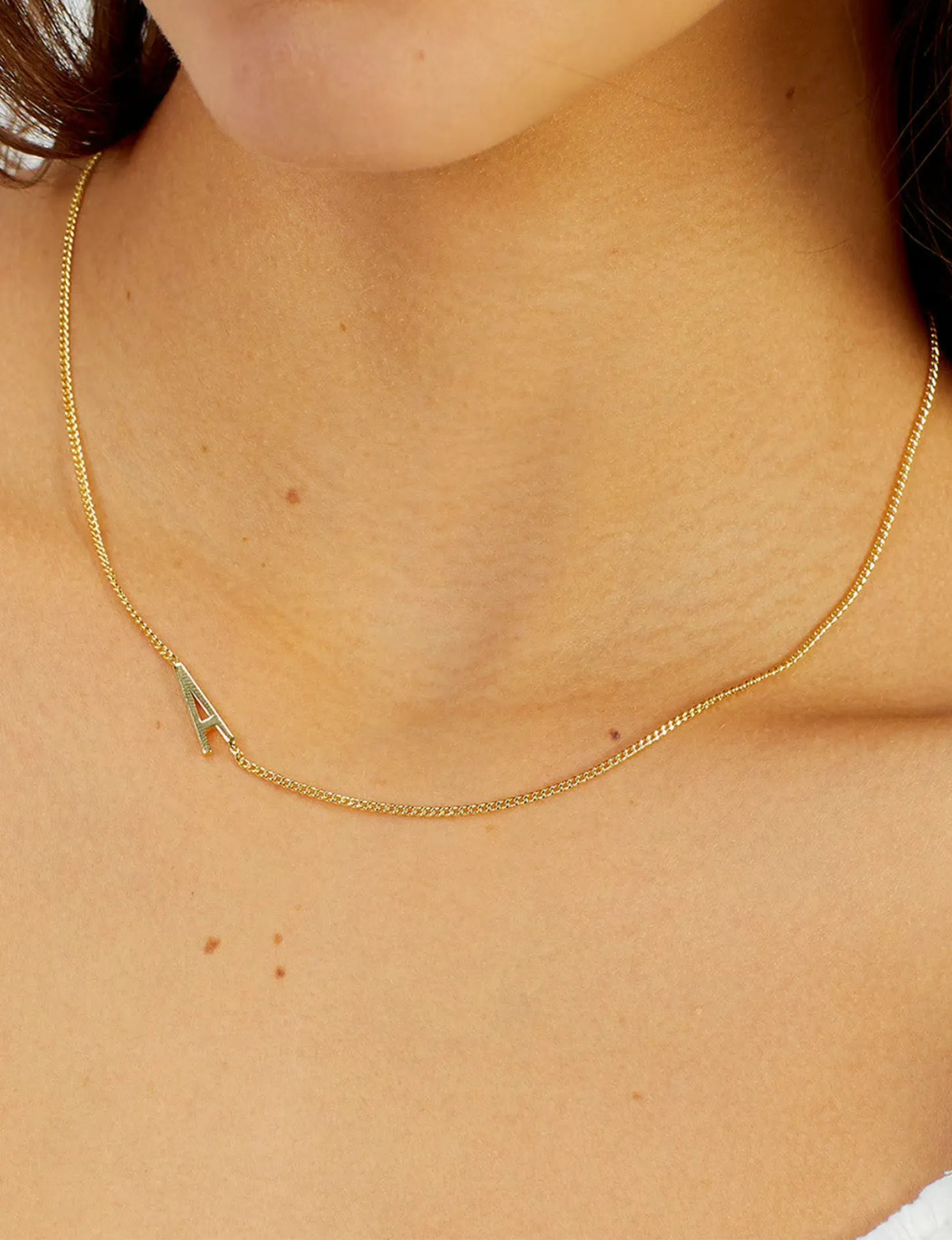 Wilder Alphabet Necklace, Gold Plated glow mood